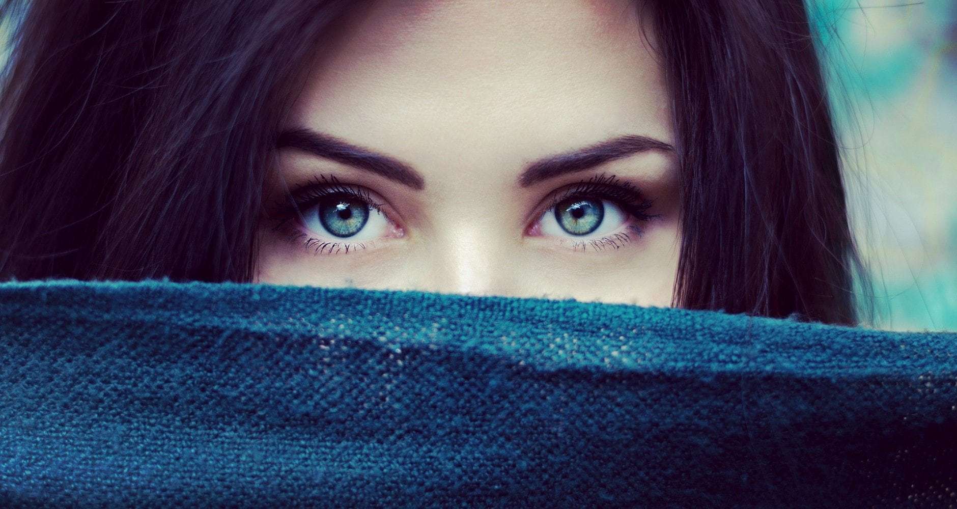 A woman with beautiful eyes looking into the camera